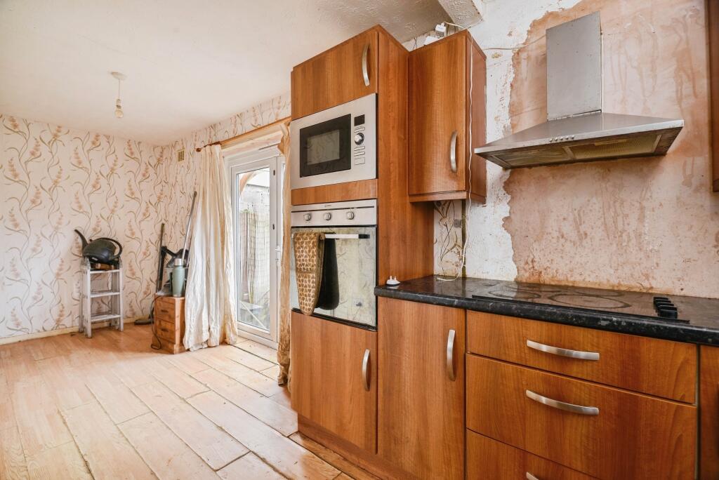 House in Stockton-on-Tees - More