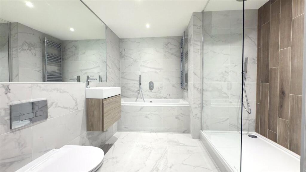 Apartment in Bournemouth - View 3
