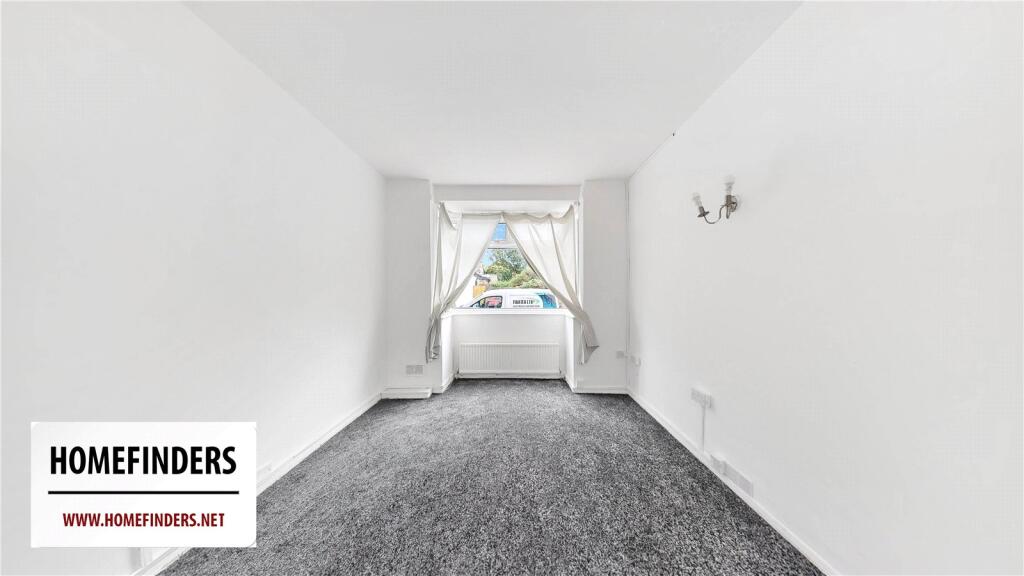 House in London - View 2