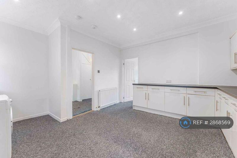 Apartment in Kilmarnock - More