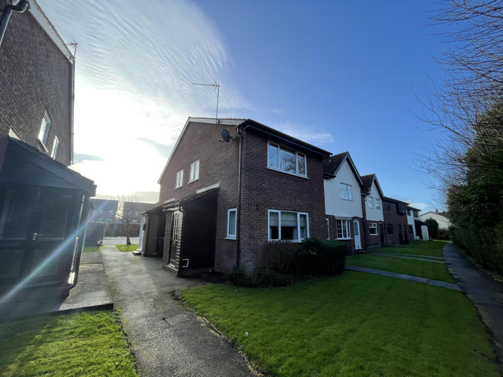 Main image of property: Badgers Walk East, Lytham