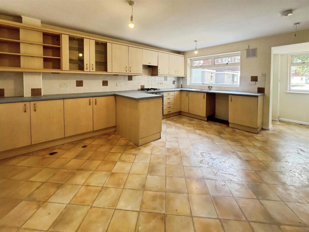 House in Shrewsbury - View 4
