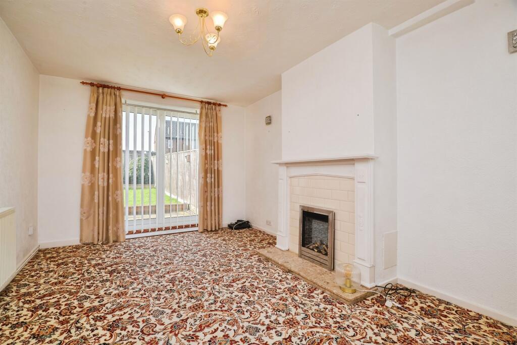 Reynoldston Avenue, Stockton-On-Tees photo 3