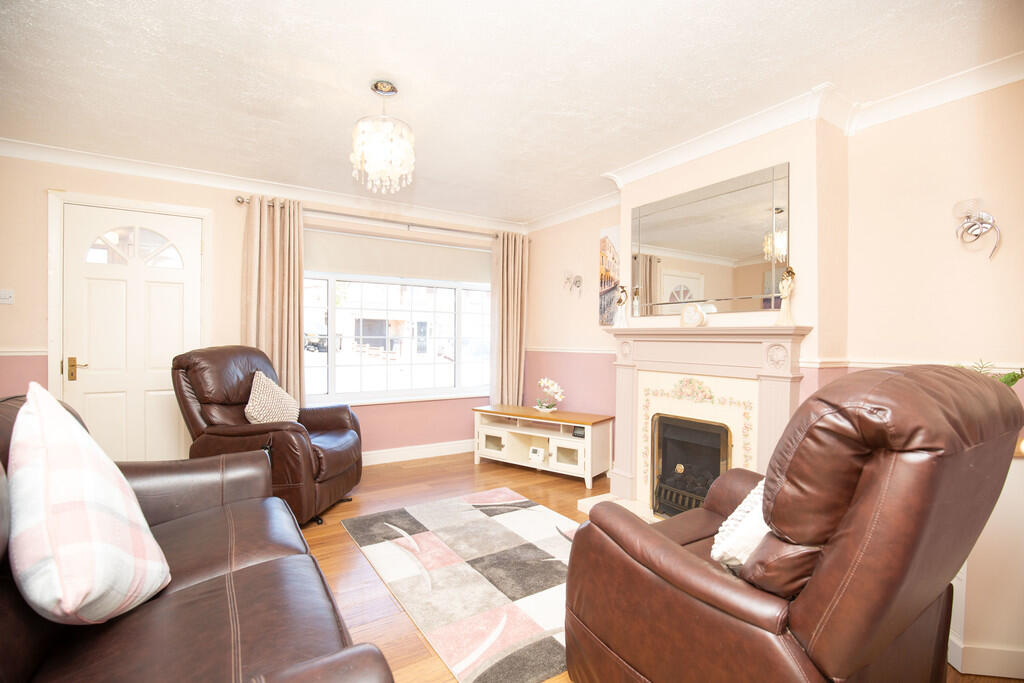 House in North Warwickshire, Birchmoor, Polesworth CP - View 4