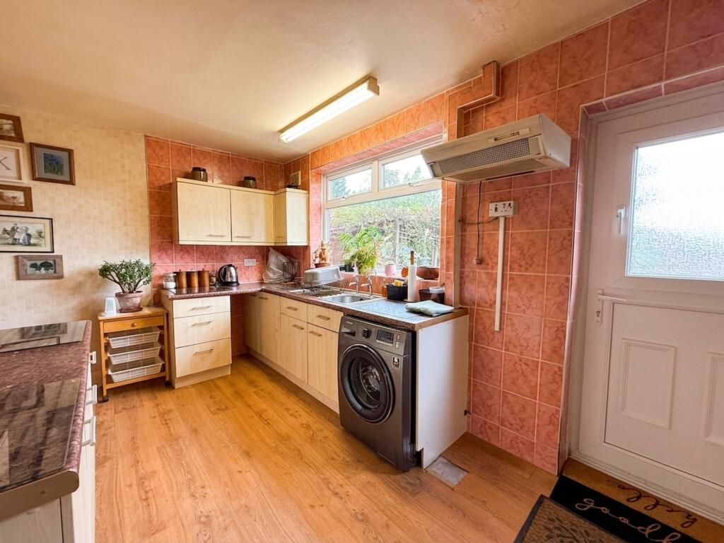 House in Rotherham, South Yorkshire - View 5