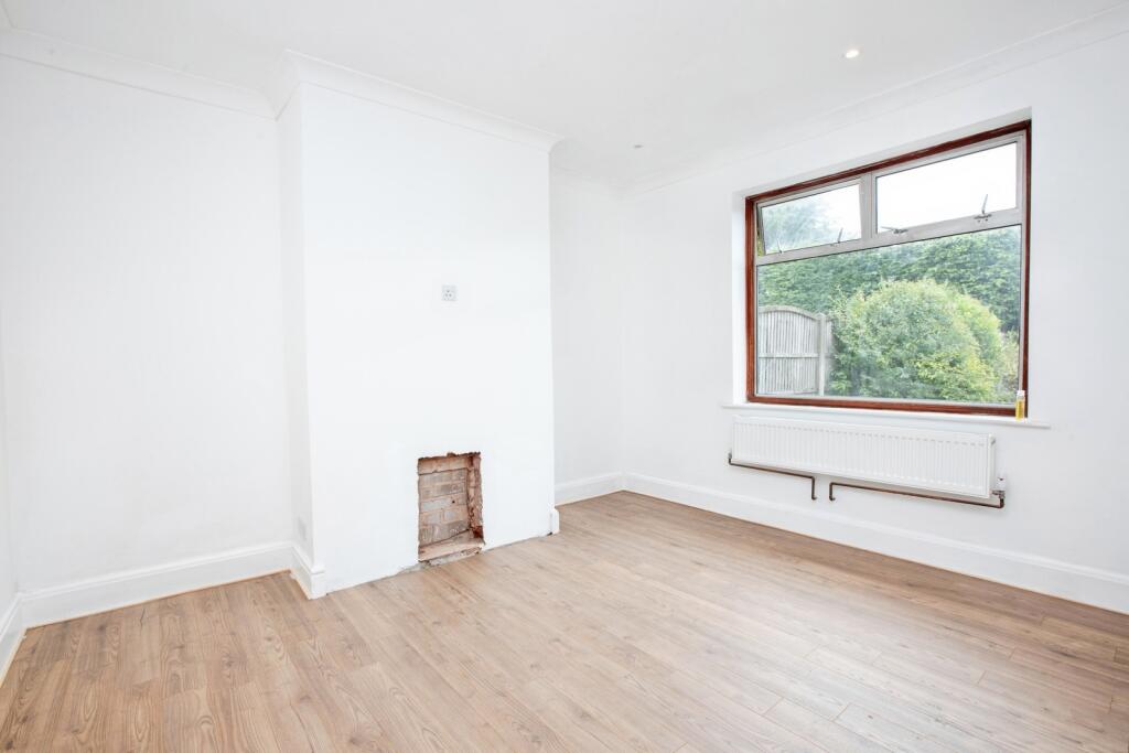 House in Nottingham - View 4