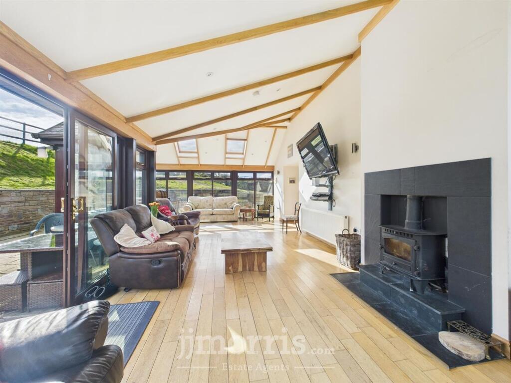 House in Swansea - View 5