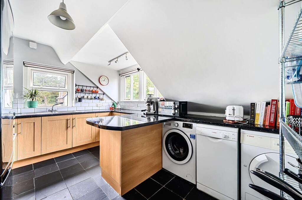 Apartment in Bristol, Westbury Park - View 5