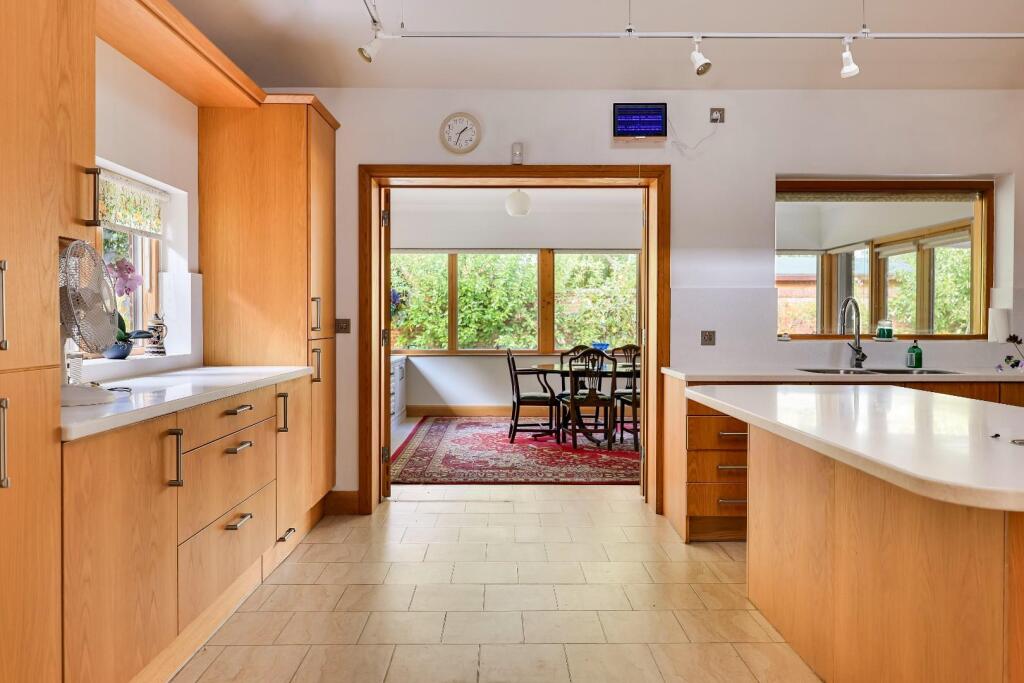 House in Cambridge - More