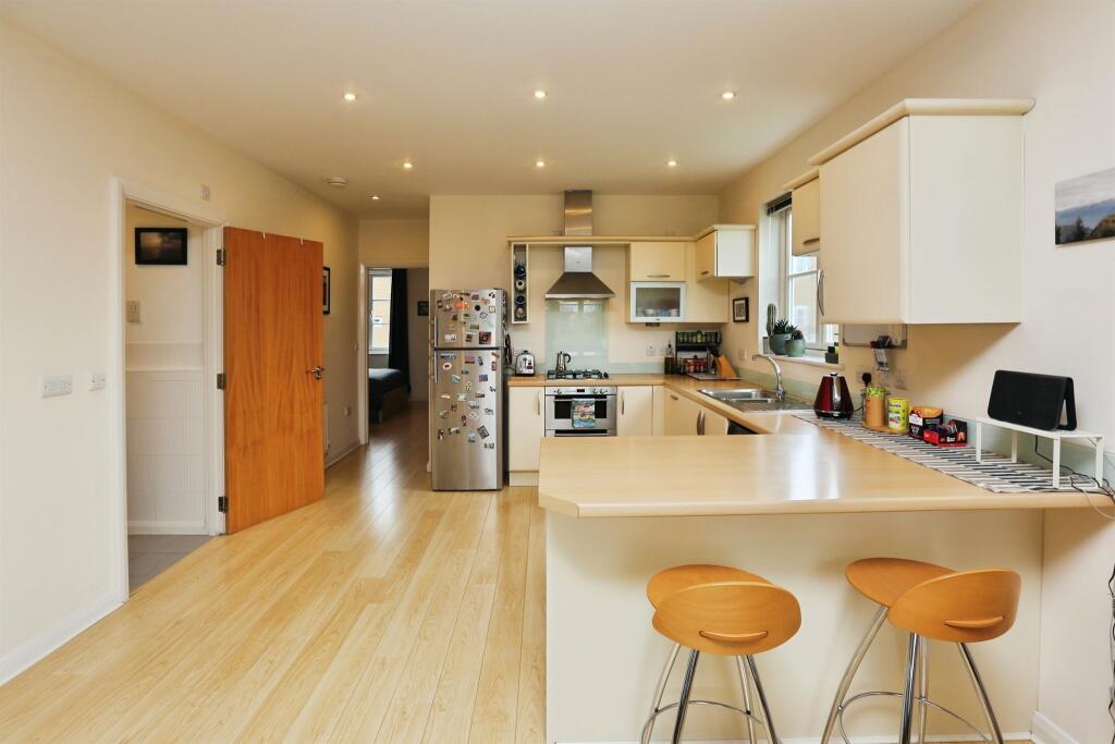 Main image of property: Pavilion Way, Gosport