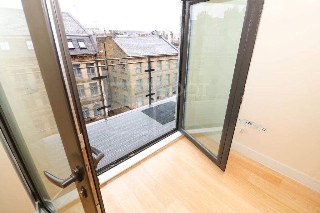 Additional image 28 of The Empress, Bradford, BD1