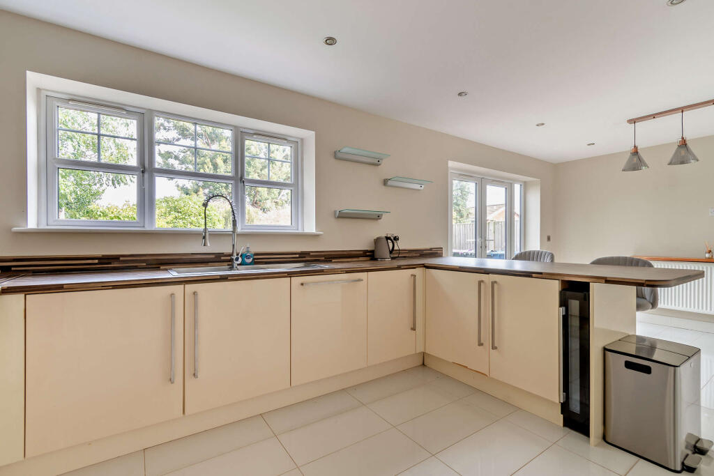 House in Rushcliffe, Nottinghamshire - View 4