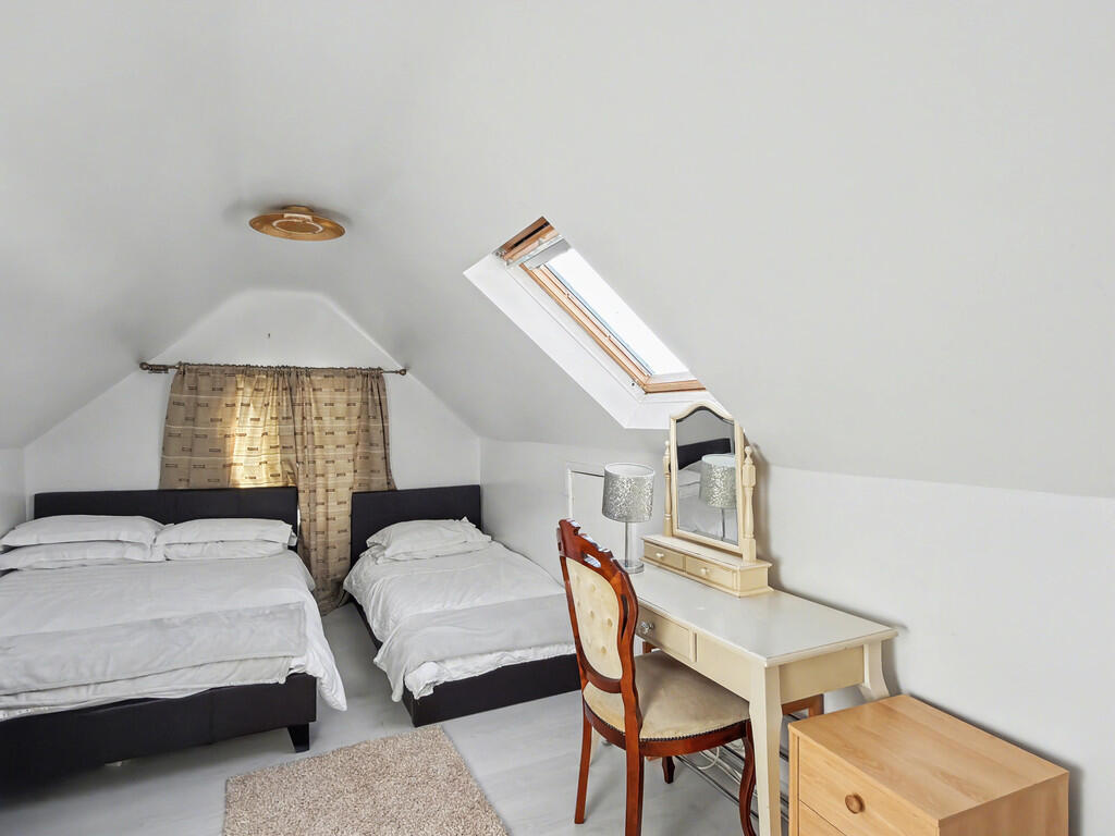 Additional image 14 of Monkton Crescent, Poole