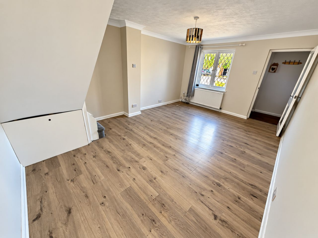 House in Elmbridge, Molesey - View 4