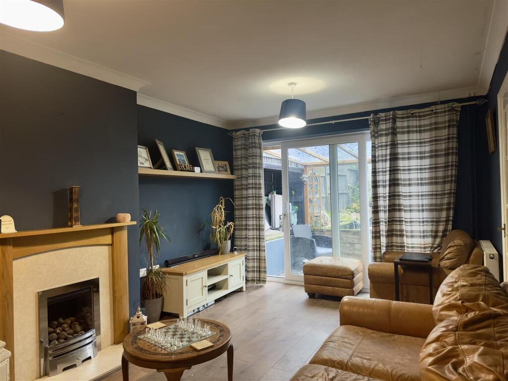 House in Northampton NN2, Kingsthorpe - View 2