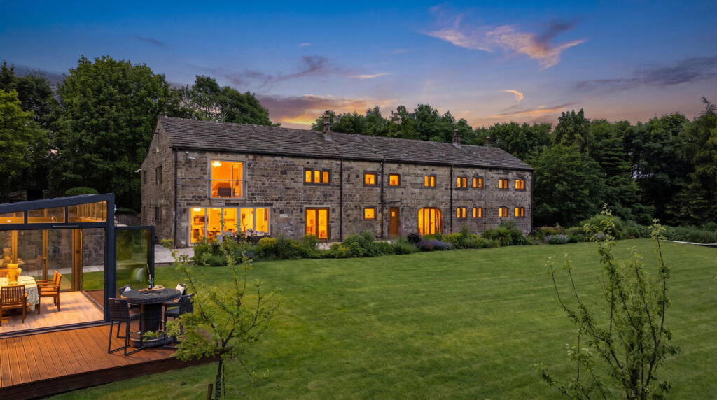 Main image of property: Pitts Farm, Cragg Vale, HX7