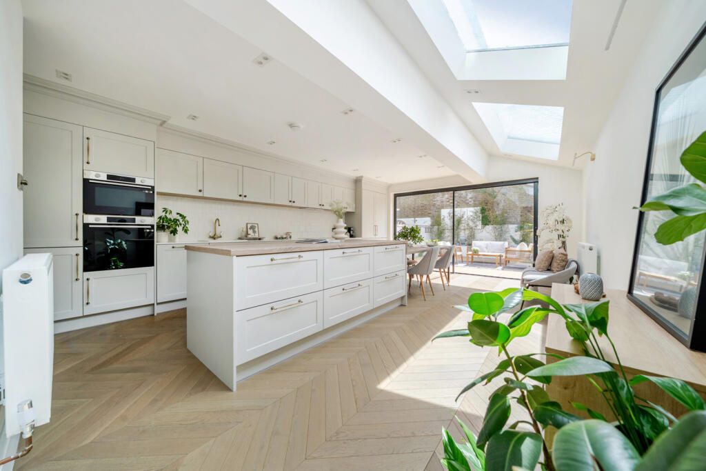 Main image of property: Glebe Road, Bromley