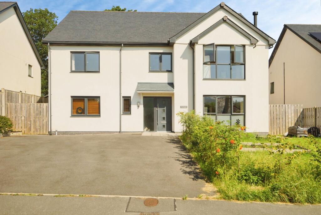 Main image of property: Bryniau Hendre, Penrhyndeudraeth, Gwynedd, LL48