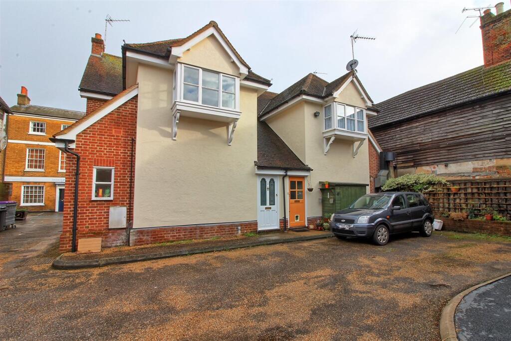 Main image of property: Anvil Court, Buntingford