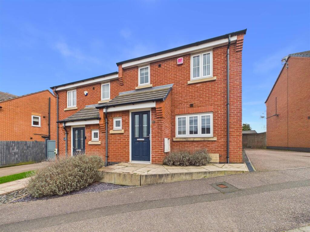 Main image of property: Crowson Close, Shepshed, LE12 9FD