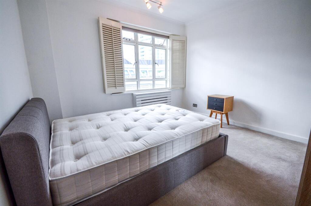 Apartment in London - View 4