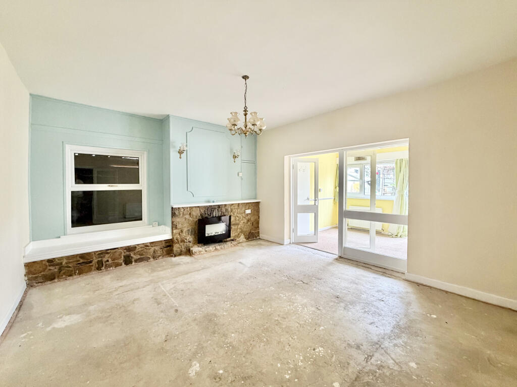 House in Taunton - View 3