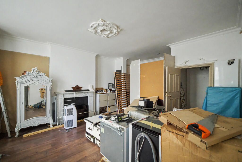 Apartment in London - View 2