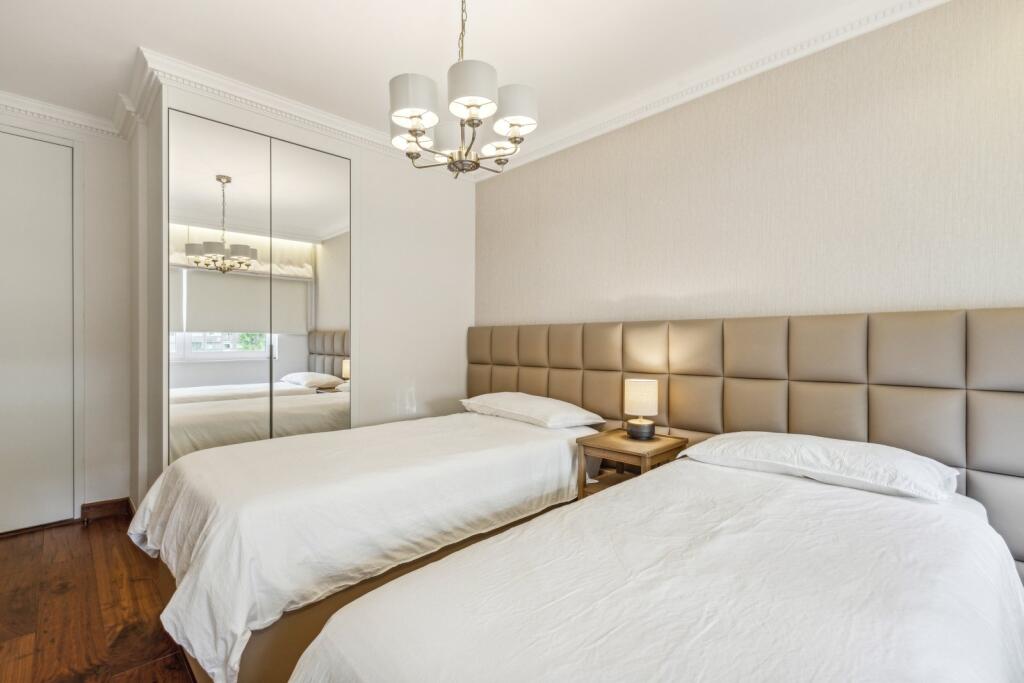 Apartment in London - View 4
