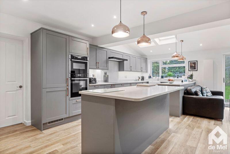 Vineries Close, Leckhampton, Cheltenham, Gloucestershire, GL53 photo 3