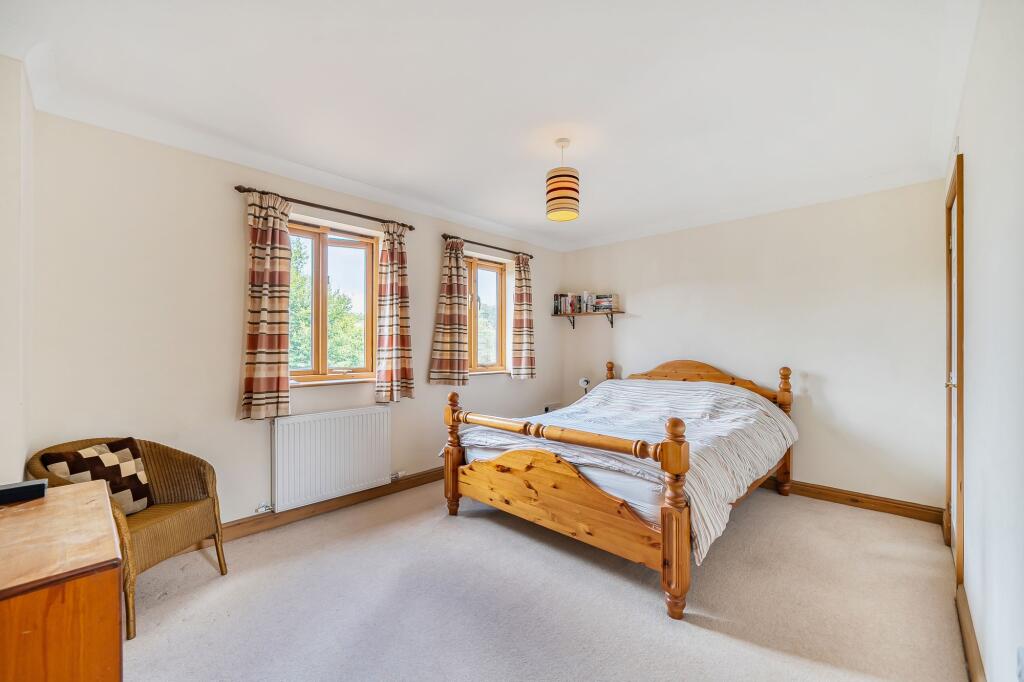 House in Knighton - View 4