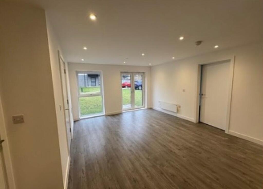 Apartment in Leeds, West Yorkshire - View 3