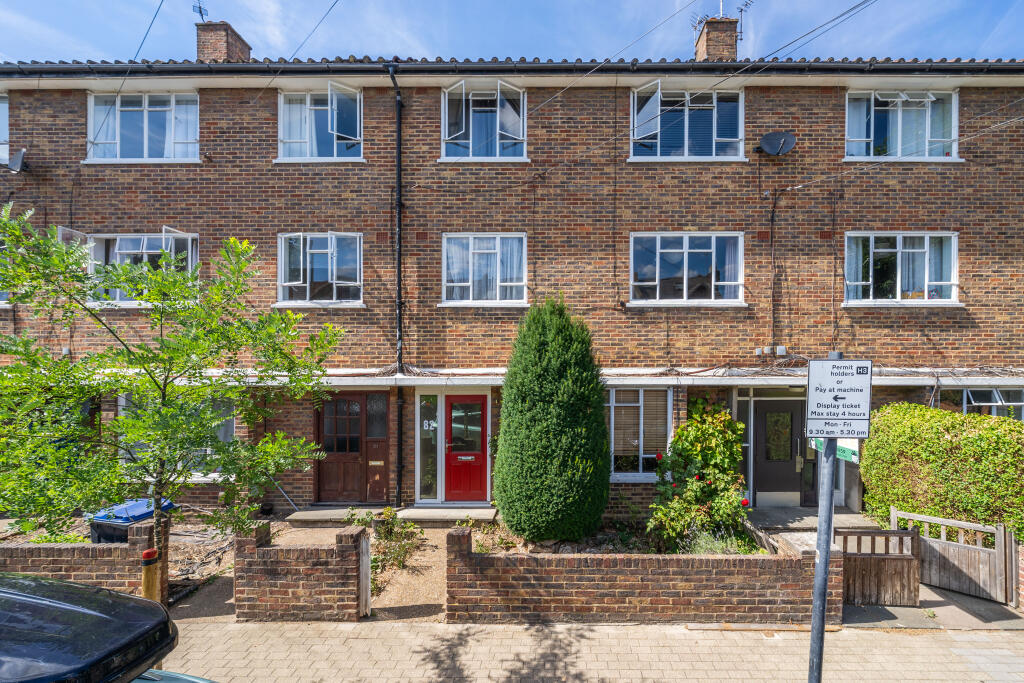 Main image of property: Boundaries Road, London, SW12