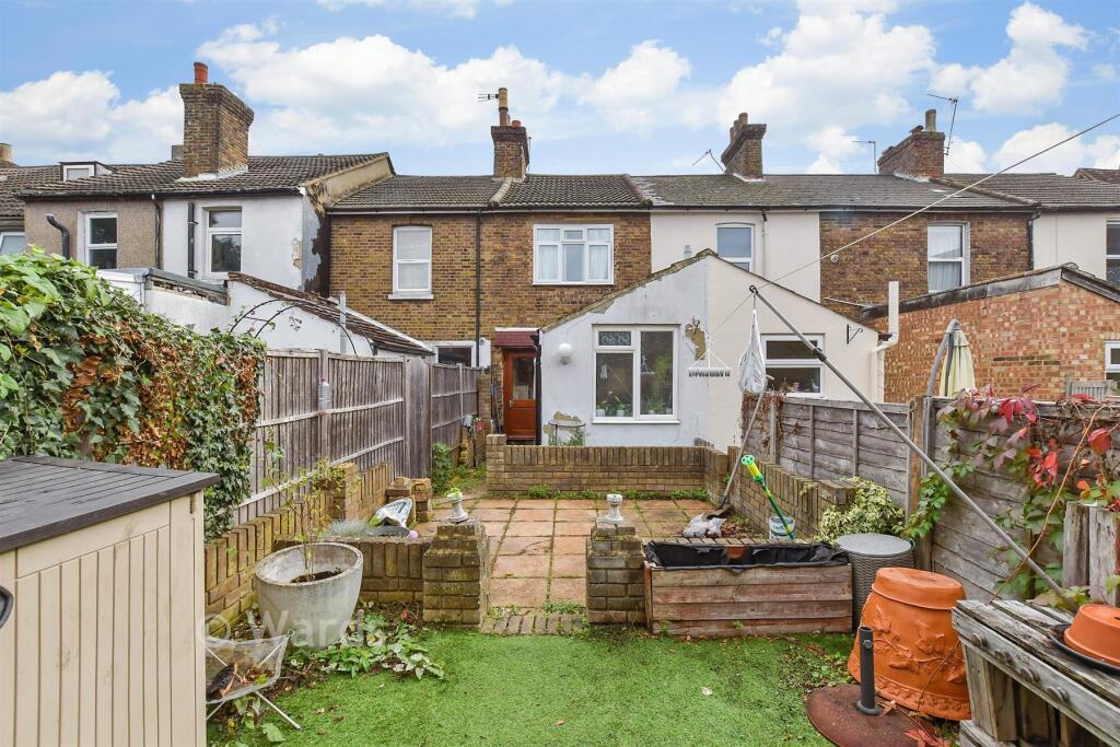 House in Maidstone, Kent - View 3