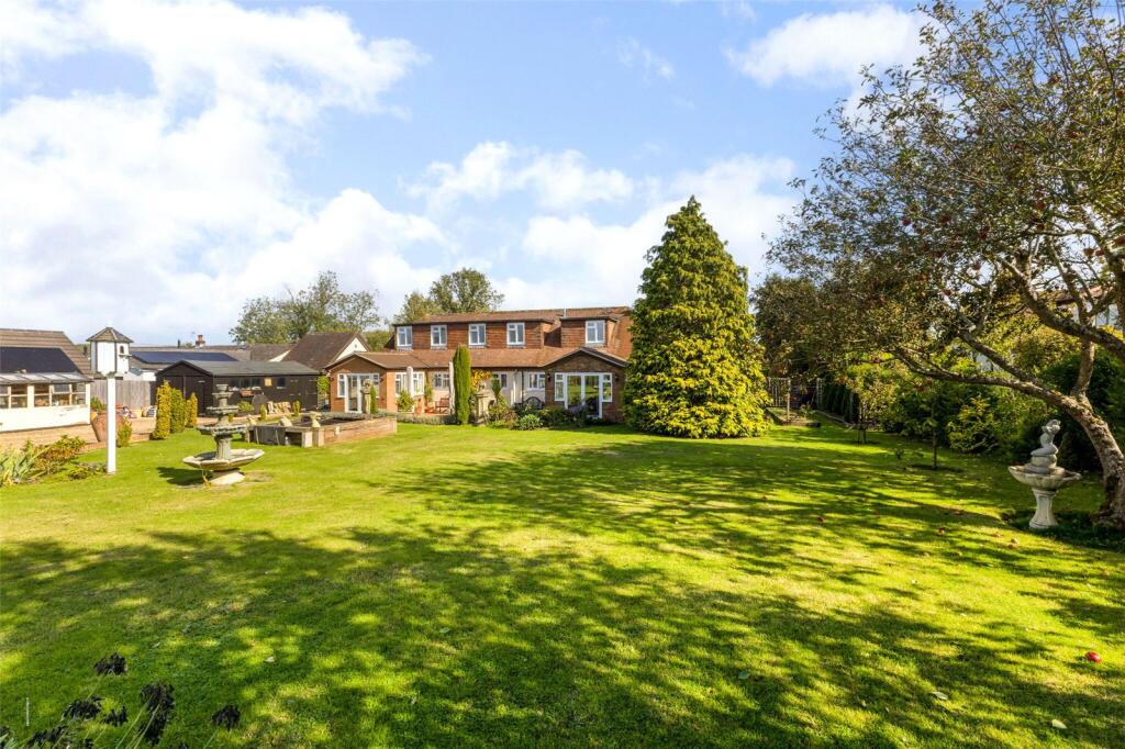 Main image of property: Summerleys Road, Princes Risborough, Buckinghamshire, HP27