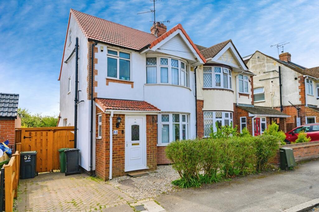 Main image of property: Grosvenor Road, Luton, Bedfordshire, LU3