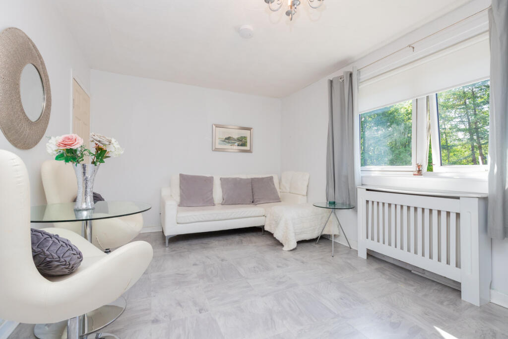 25 David Gray Drive, Glasgow G66 3SG photo 4