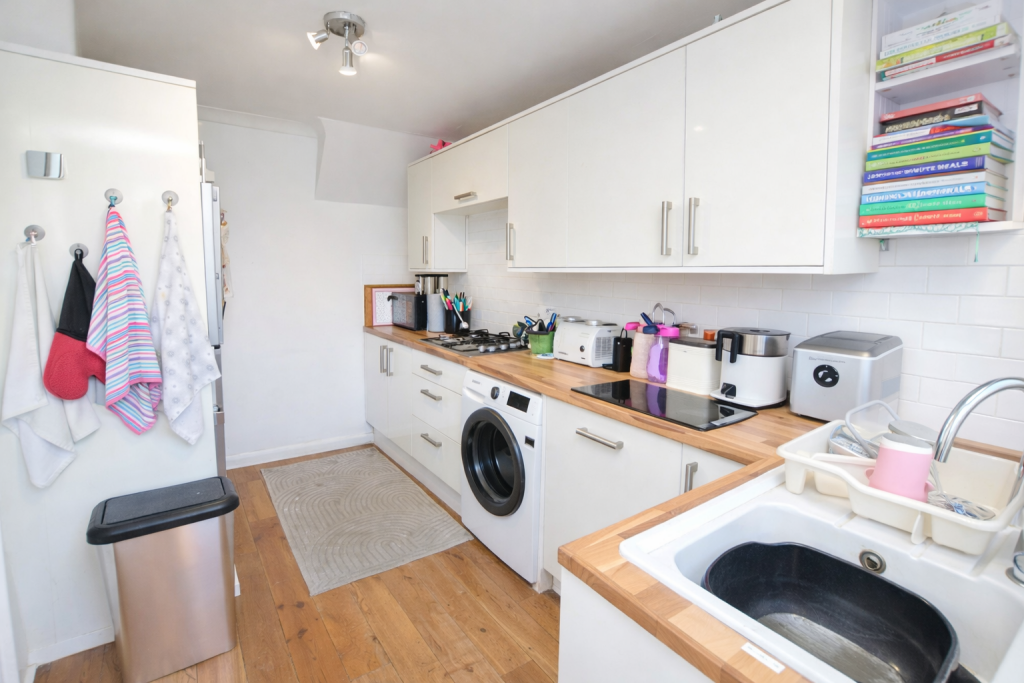 Linden Lea, Hamilton, South Lanarkshire, ML3 9AD photo 2