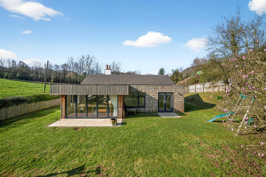 Main image of property: Beech Tree Hill, Bridgwater, TA5