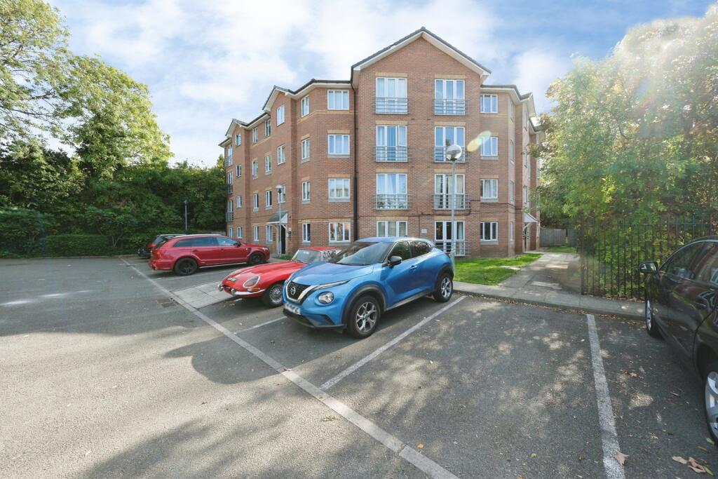 Apartment in Nottingham - View 4