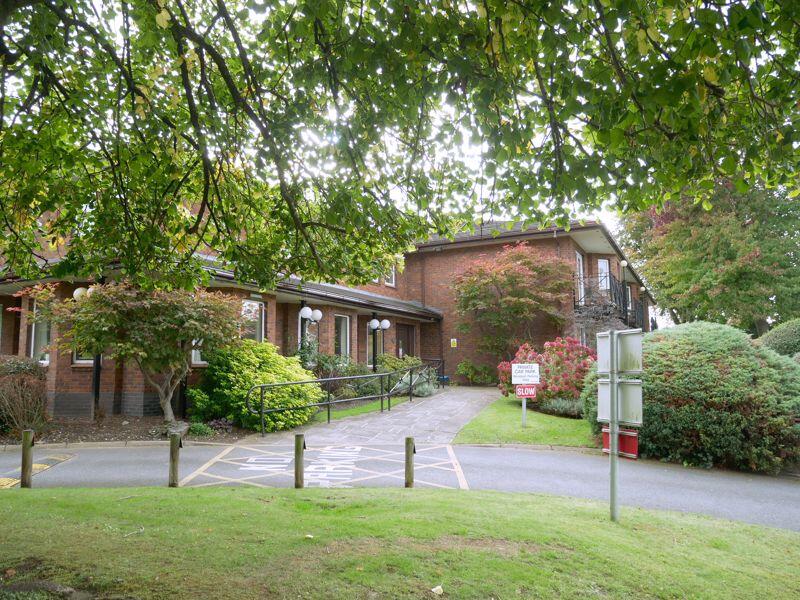 1-bed house on Whitegates, Wilmslow Road, Cheadle, £185,000
