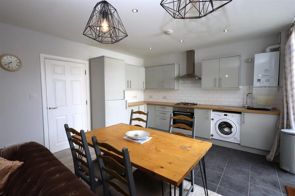 Main image of property: London Road