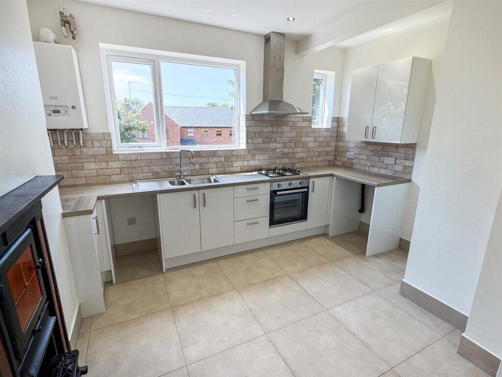 Main image of property: Station Road, Glenfield, Leicester LE3 8BQ