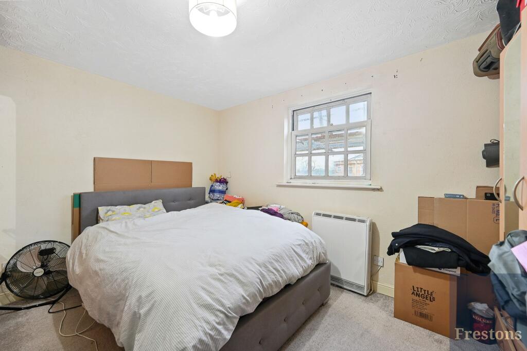 Apartment in London - View 5