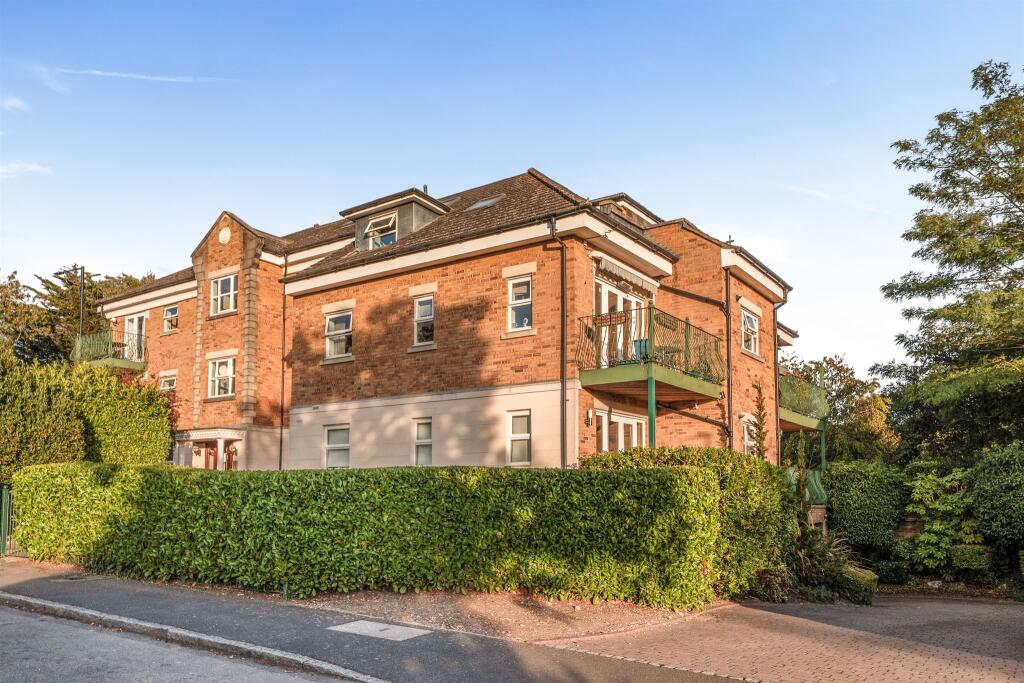 Main image of property: The Ridgeway, Enfield