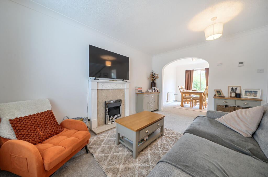 House in Leeds - View 2