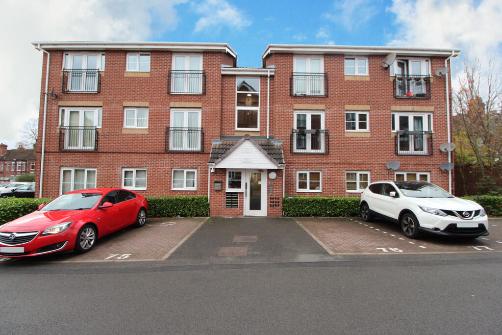 Main image of property: Signet Square, Coventry, CV2 4NZ