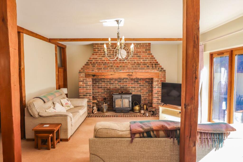 House in Tonbridge - View 3