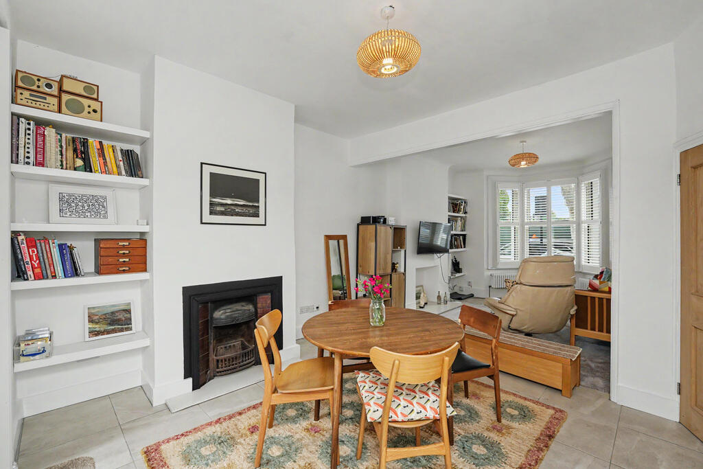 House in London - View 5