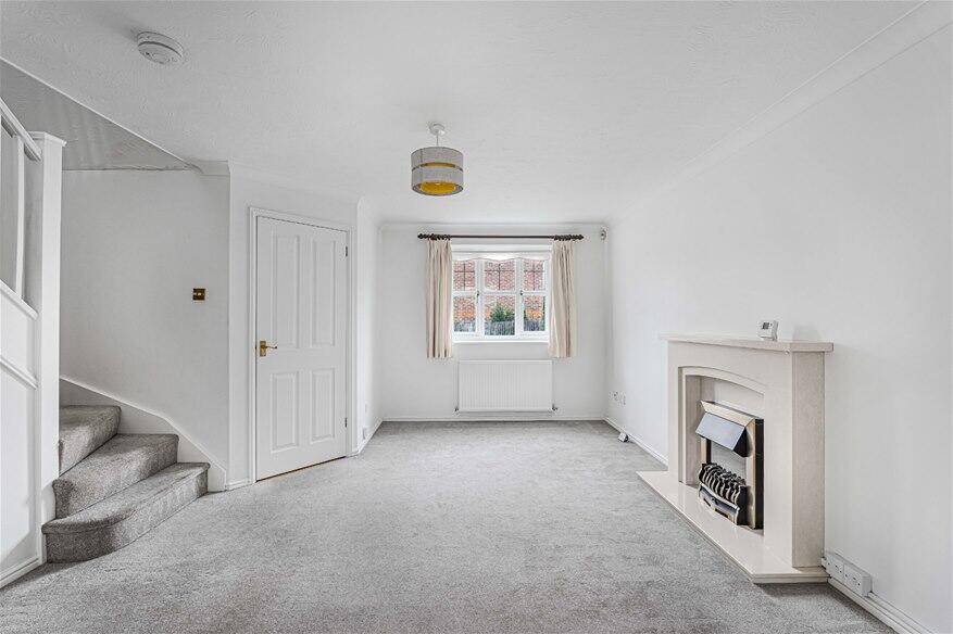 Peppard Close, Redbourn, AL3 photo 3