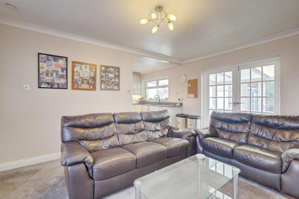 House in Southend-on-Sea - View 5